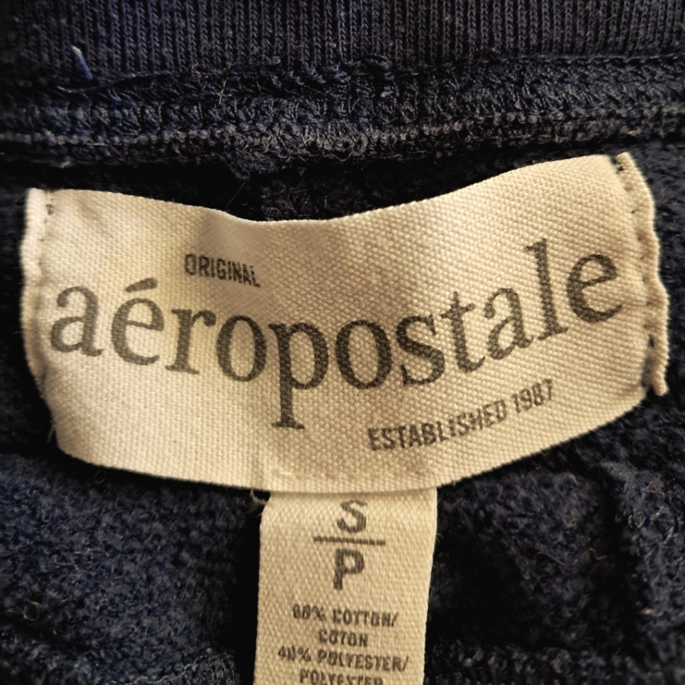 Aeropostale sweatpants. Size small. No rips or tears!